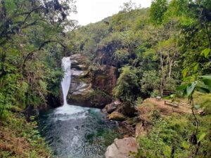 Catarata La Escondida